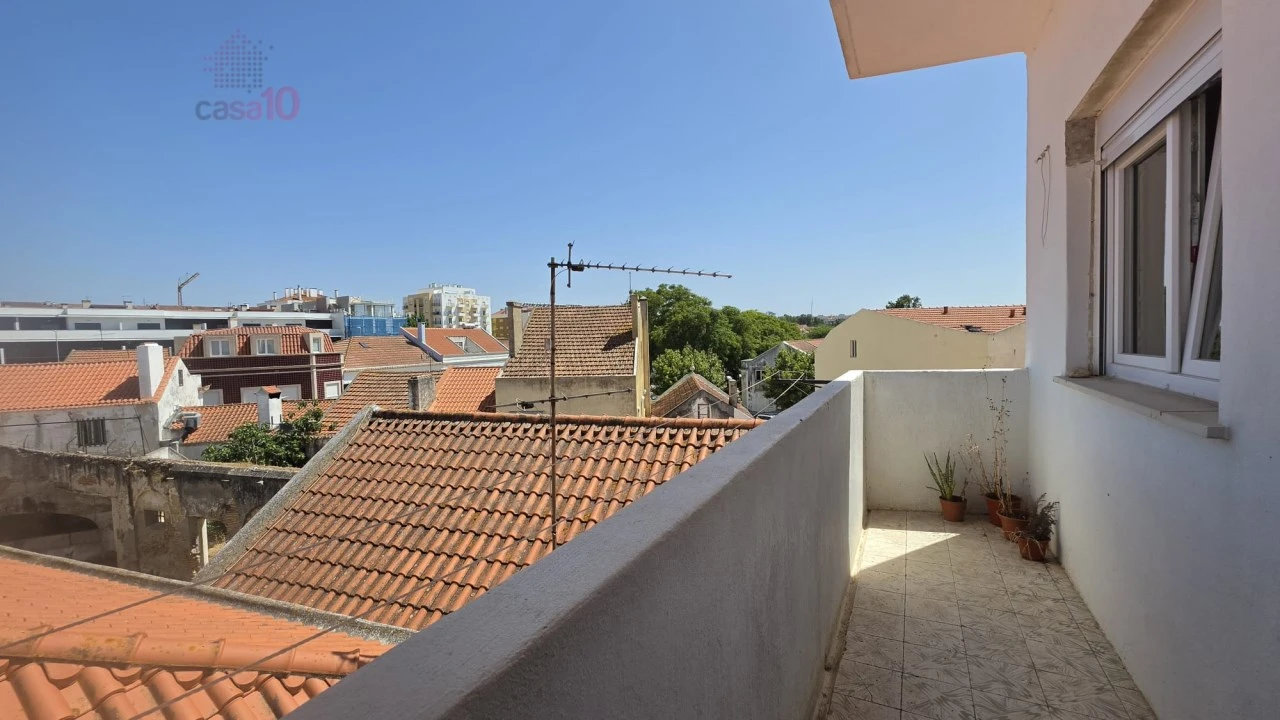 Apartamento T2 para Venda em Alcochete Foto 15
