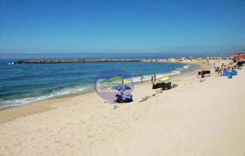 Apartamento T3 para Venda em Espinho Foto 10
