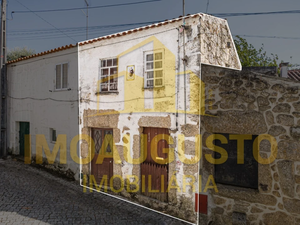 Moradia T2 para Venda em Vila Cortes do Mondego Foto 1