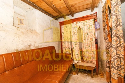 Moradia T2 para Venda em Vila Cortes do Mondego