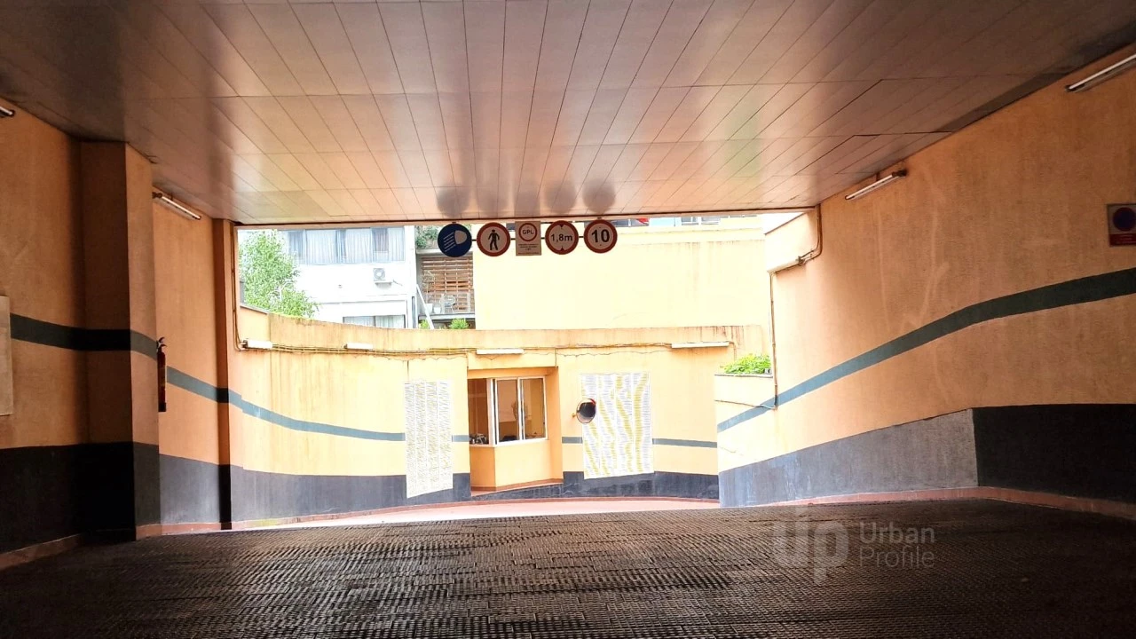 Garagem para Venda em Avenidas Novas Foto 3