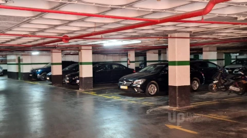 Garagem para Venda em Avenidas Novas