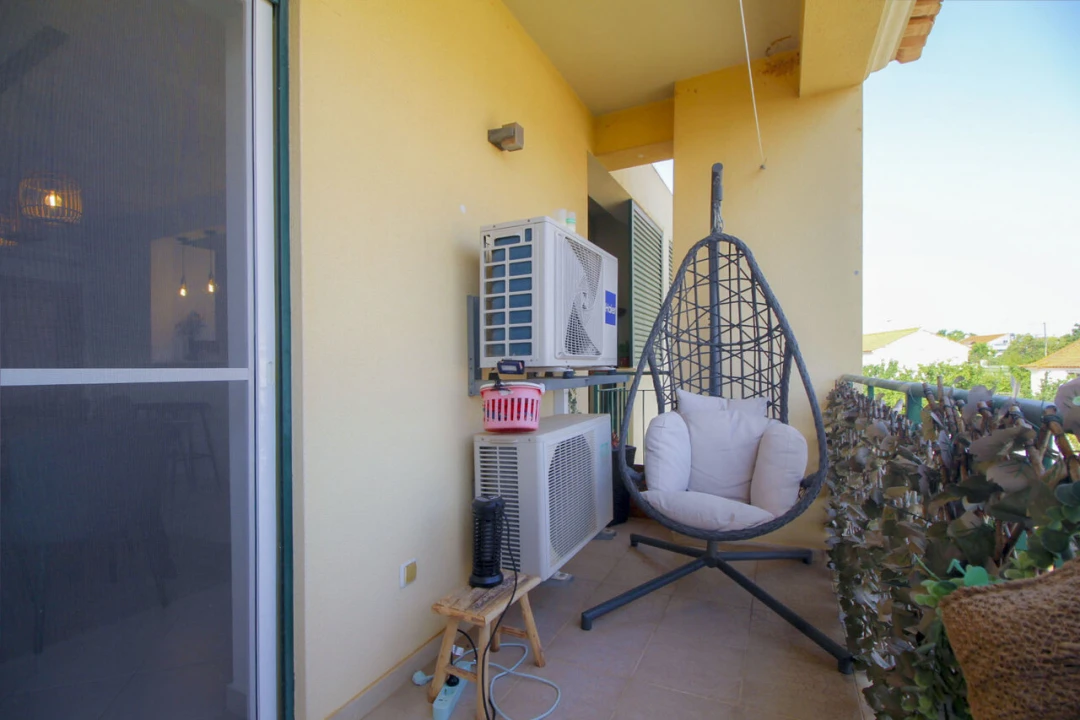 Apartamento T2 para Venda em Ferreiras Foto 14