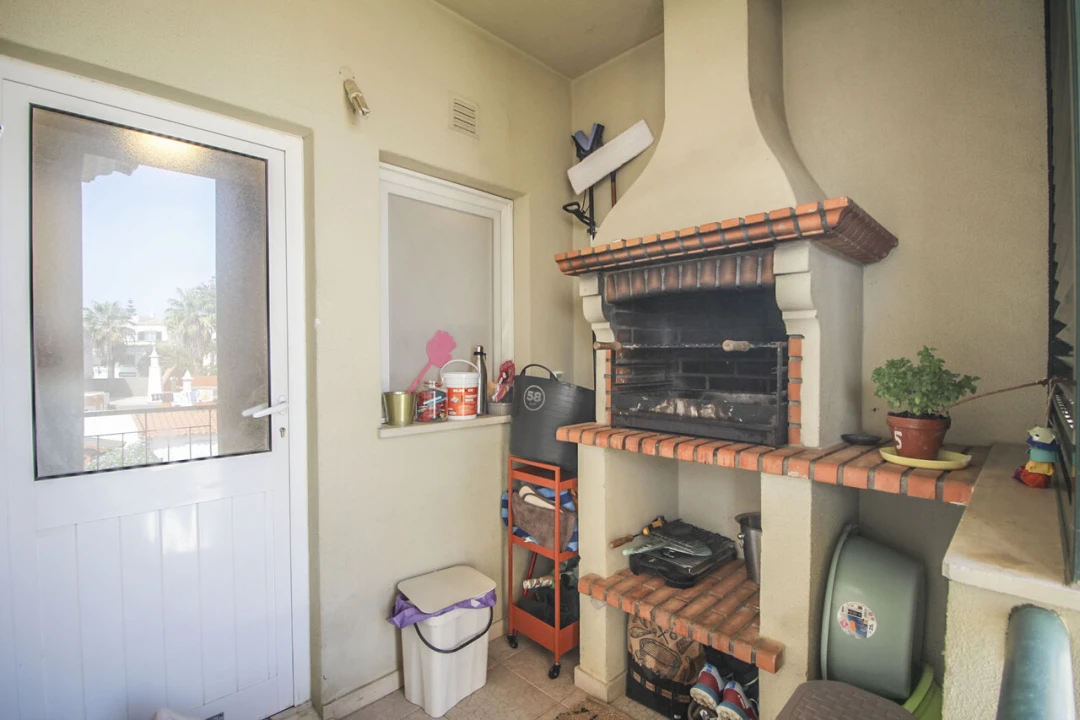 Apartamento T2 para Venda em Ferreiras Foto 22