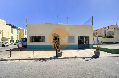 Loja para Venda em Vila Real de Santo Antonio