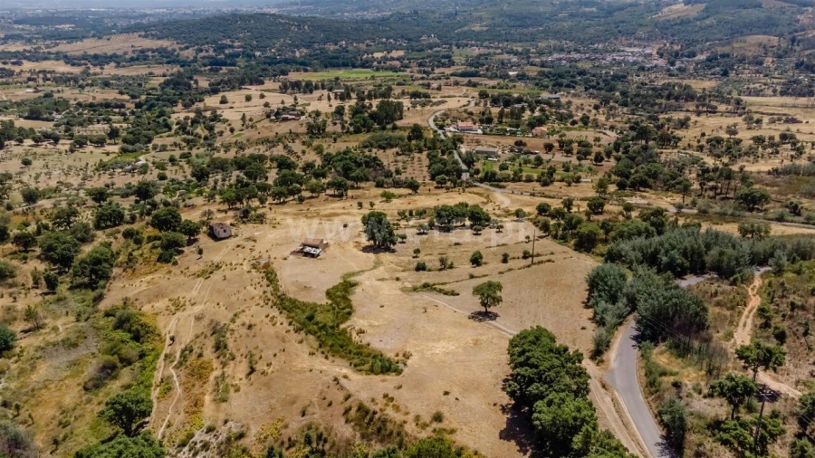 Quinta T0 para Venda em Telhado Foto 13