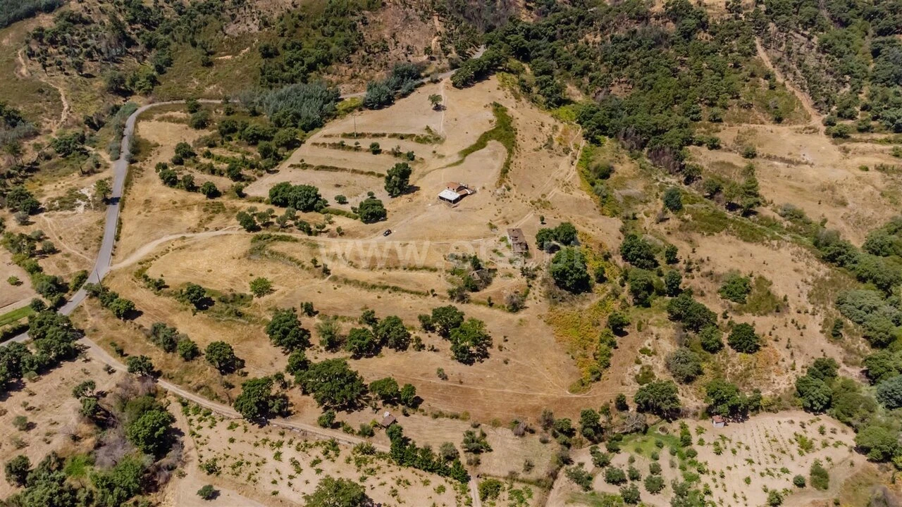 Quinta T0 para Venda em Telhado Foto 8