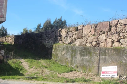 Terreno para Venda em Santo Tirso, Couto (Santa Cristina e São Miguel) e Burgães