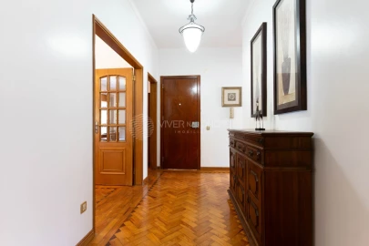 Apartamento T3 para Venda em Corroios