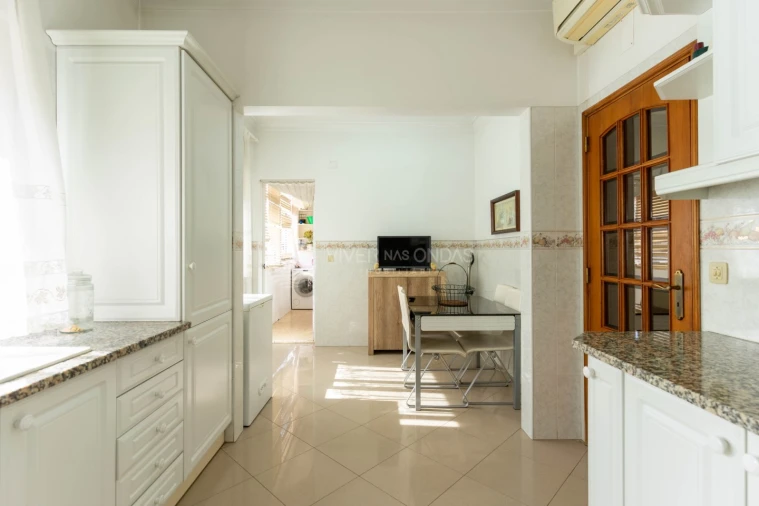 Apartamento T3 para Venda em Corroios Foto 14