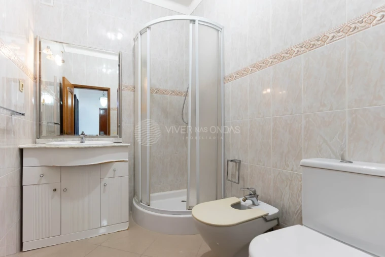 Apartamento T3 para Venda em Corroios Foto 23