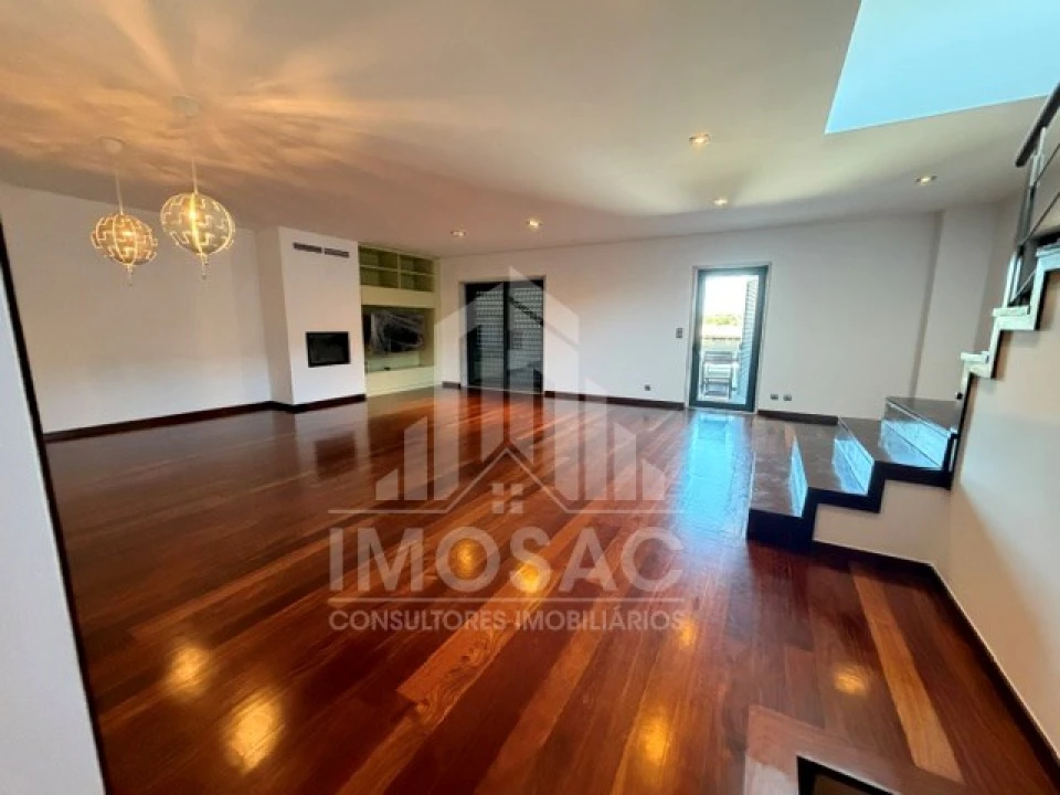 Moradia T3 para Venda em Loures Foto 2