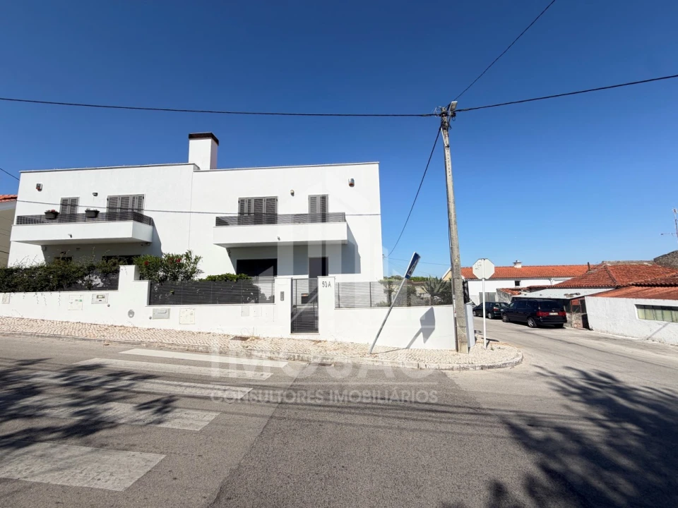 Moradia T3 para Venda em Loures Foto 13