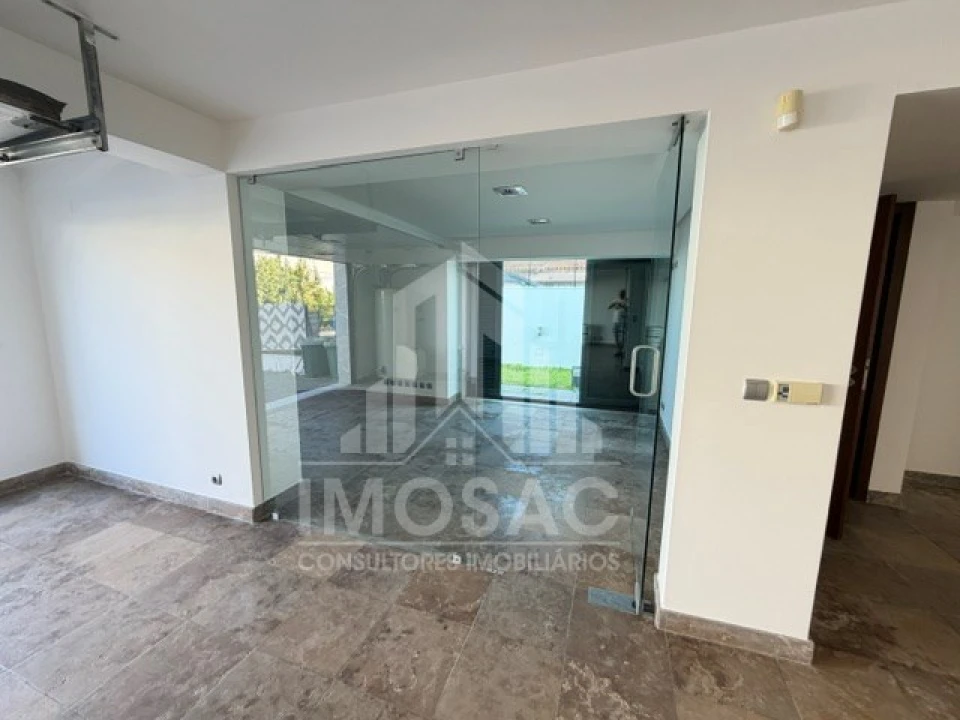 Moradia T3 para Venda em Loures Foto 47
