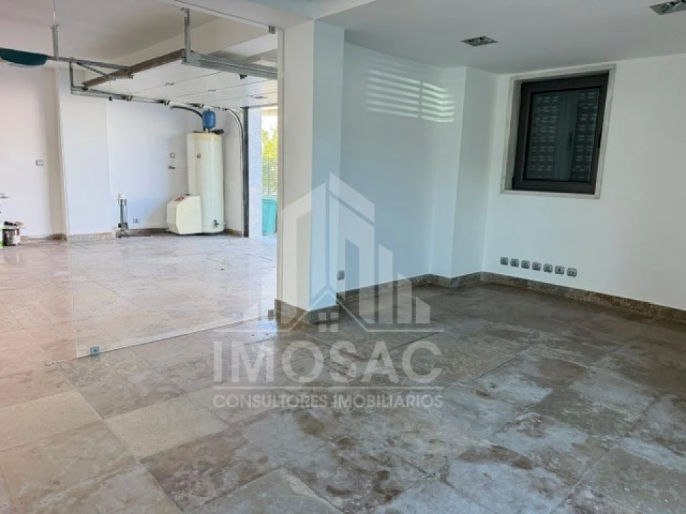 Moradia T3 para Venda em Loures Foto 50