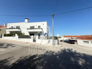 Moradia T3 para Venda em Loures