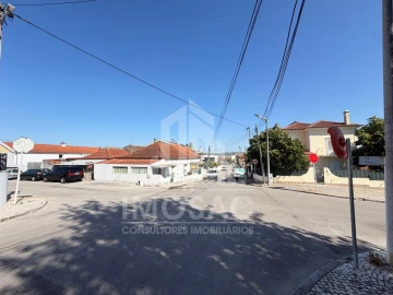 Moradia T3 para Venda em Loures