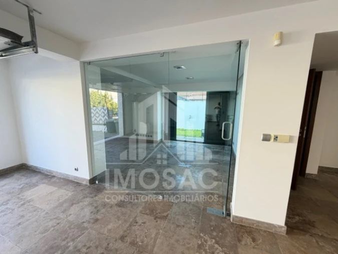 Moradia T3 para Venda em Loures Foto 47