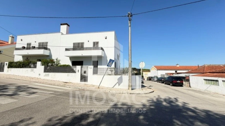 Moradia T3 para Venda em Loures
