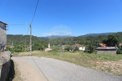 Moradia T4 para Venda em Pombeiro da Beira