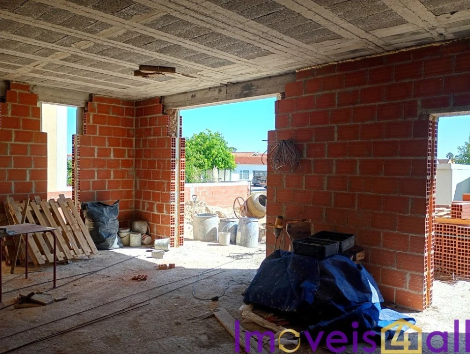 Moradia T4 para Venda em Ventosa Foto 30