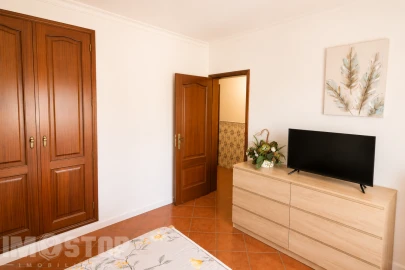 Moradia T3 para Venda em Amoreira da Gândara, Paredes do Bairro e Ancas