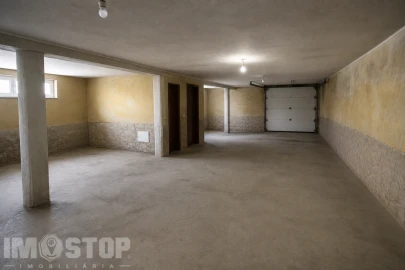 Moradia T3 para Venda em Amoreira da Gândara, Paredes do Bairro e Ancas