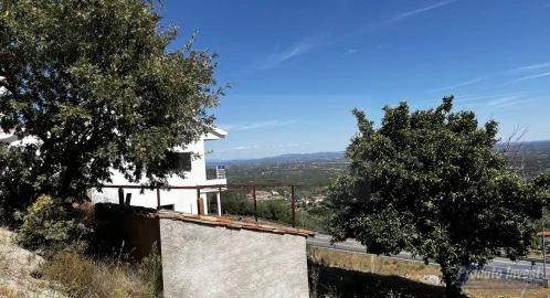 Moradia T2 para Venda em Alpedrinha