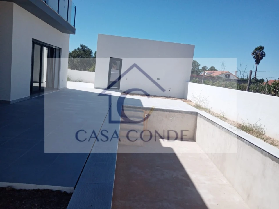 Moradia T4 para Venda em Azeitão (São Lourenço e São Simão) Foto 4