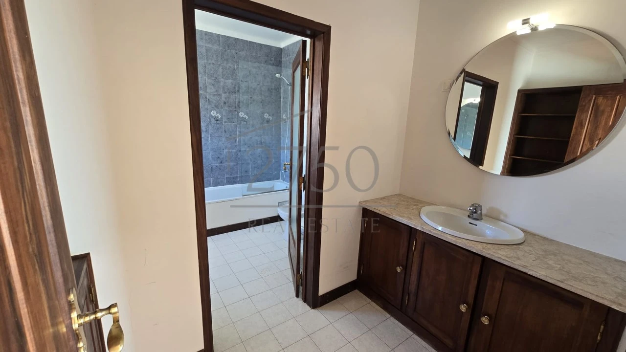 Apartamento T3 para Venda em Oeiras e São Julião da Barra, Paço de Arcos e Caxias Foto 19