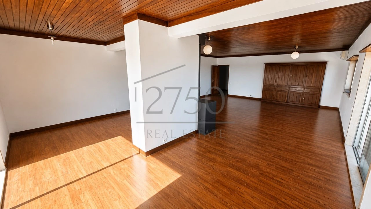 Apartamento T3 para Venda em Oeiras e São Julião da Barra, Paço de Arcos e Caxias Foto 8