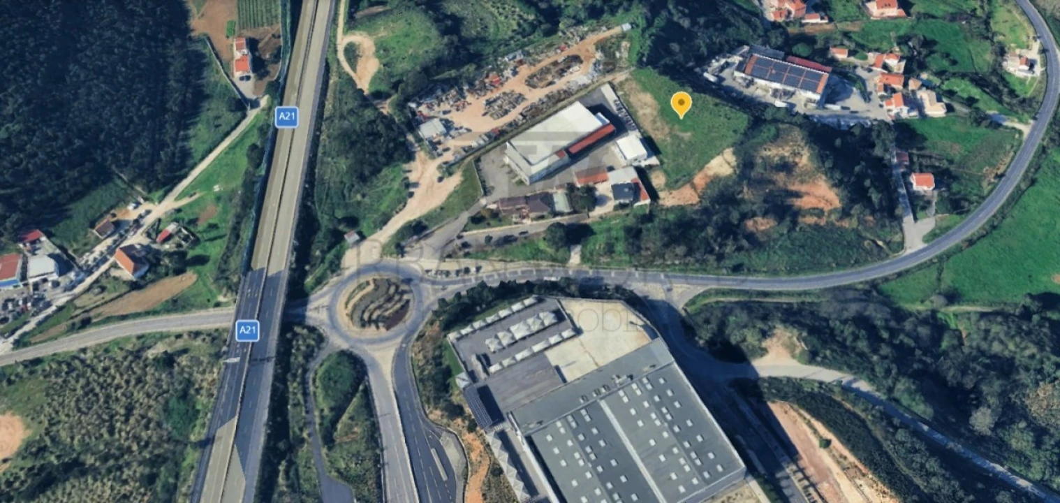 Terreno Comércio / Armazém para Venda em Malveira e São Miguel de Alcainça Foto 1