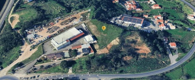 Terreno Comércio / Armazém para Venda em Malveira e São Miguel de Alcainça