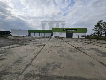 Armazém para Venda em Salvaterra de Magos e Foros de Salvaterra