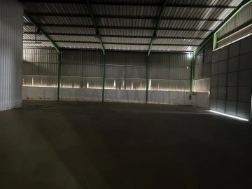 Armazém para Venda em Salvaterra de Magos e Foros de Salvaterra