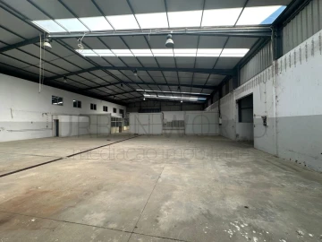 Armazém para Venda em Salvaterra de Magos e Foros de Salvaterra