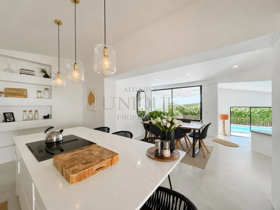 Moradia T4 para Venda em Budens Foto 2