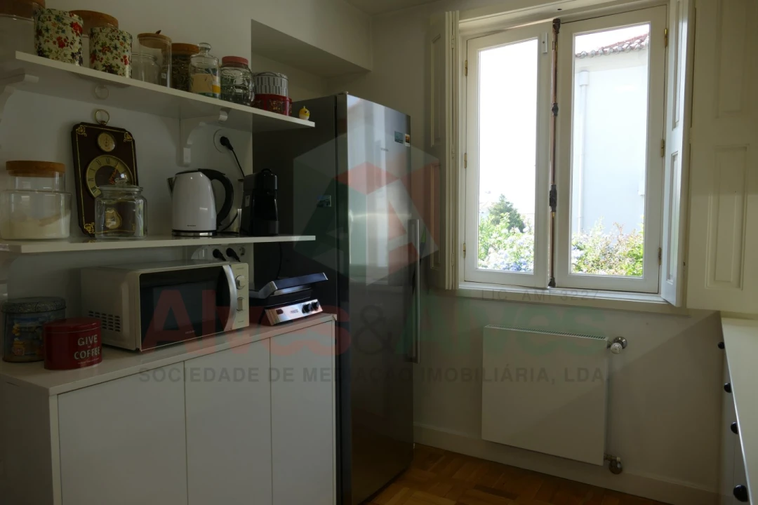 Moradia T4 para Venda em Paranhos Foto 5