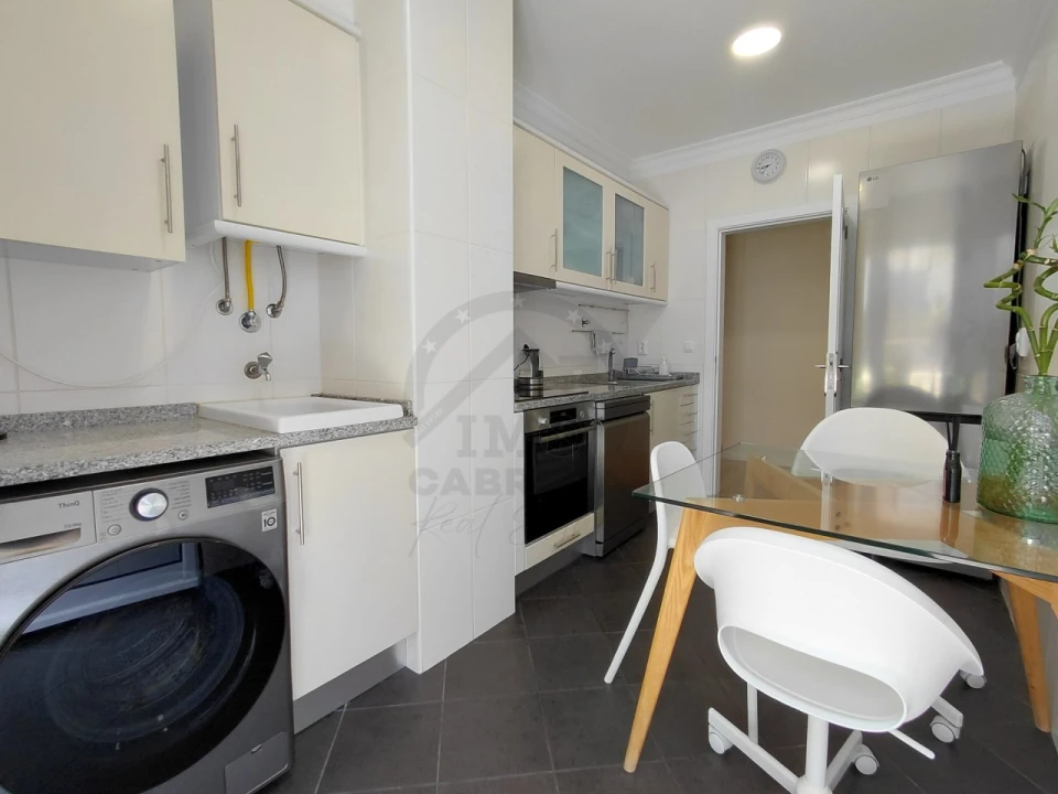 Apartamento T1 para Venda em Caniço Foto 10