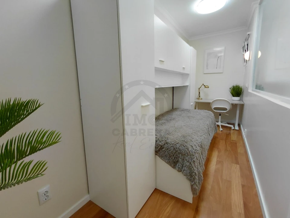 Apartamento T1 para Venda em Caniço Foto 22