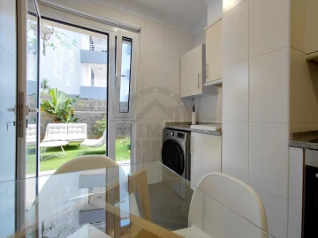 Apartamento T1 para Venda em Caniço