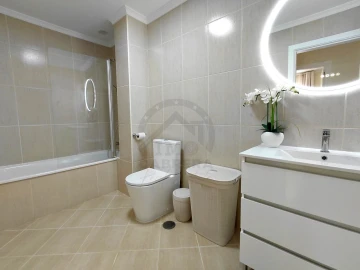 Apartamento T1 para Venda em Caniço