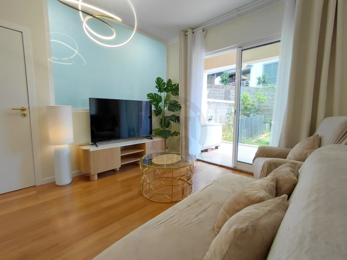 Apartamento T1 para Venda em Caniço Foto 5