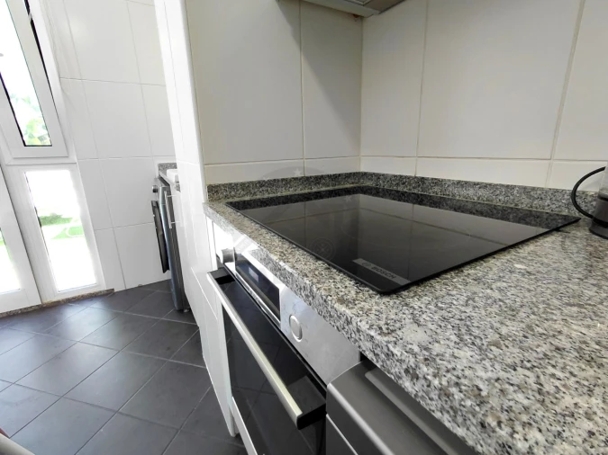Apartamento T1 para Venda em Caniço Foto 11