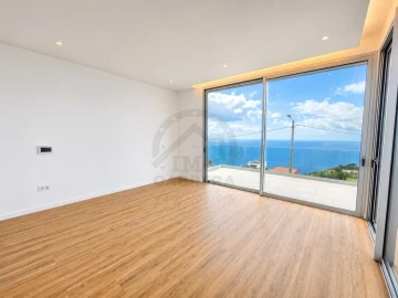 Moradia T3 para Venda em Arco da Calheta