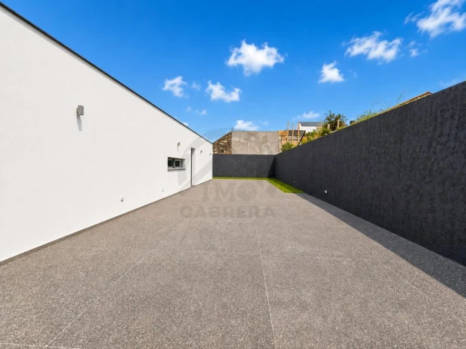 Moradia T3 para Venda em Arco da Calheta Foto 6