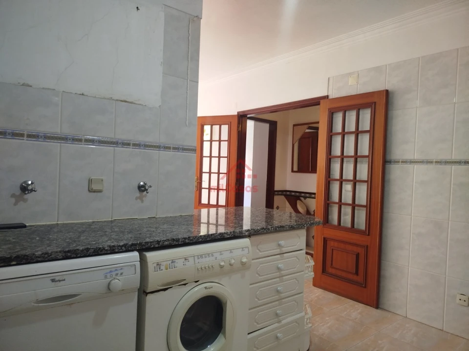 Apartamento T2 para Venda em Algueirão-Mem Martins Foto 6