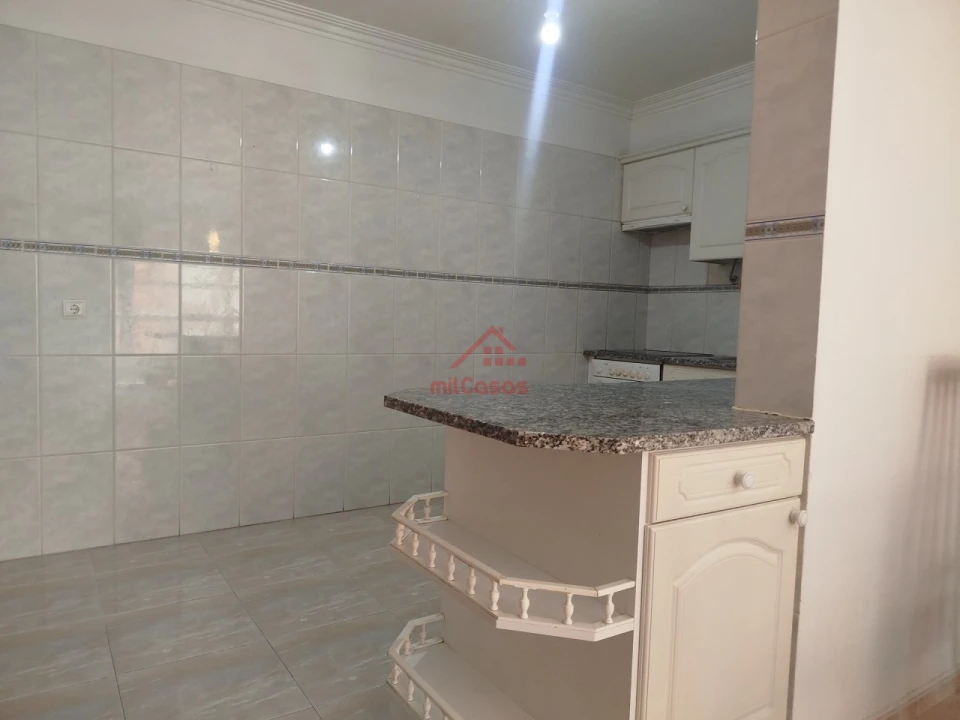 Apartamento T2 para Venda em Algueirão-Mem Martins Foto 19