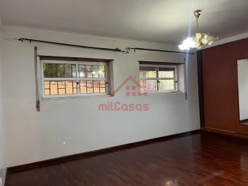 Apartamento T2 para Venda em Algueirão-Mem Martins