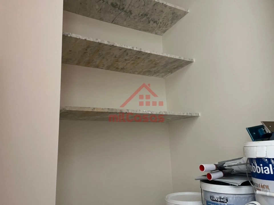 Apartamento T2 para Venda em Algueirão-Mem Martins Foto 18